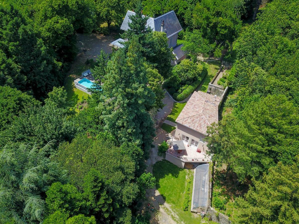 Le Clos D'Abrigeon Обена Екстериор снимка